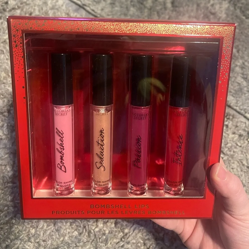 Victoria’s Secret 4 packs lipglosses